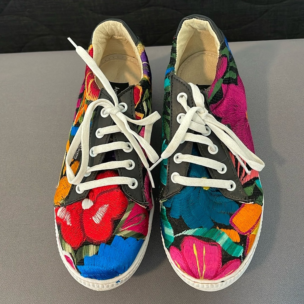 AngeLozano Floral Embroidered Sneakers